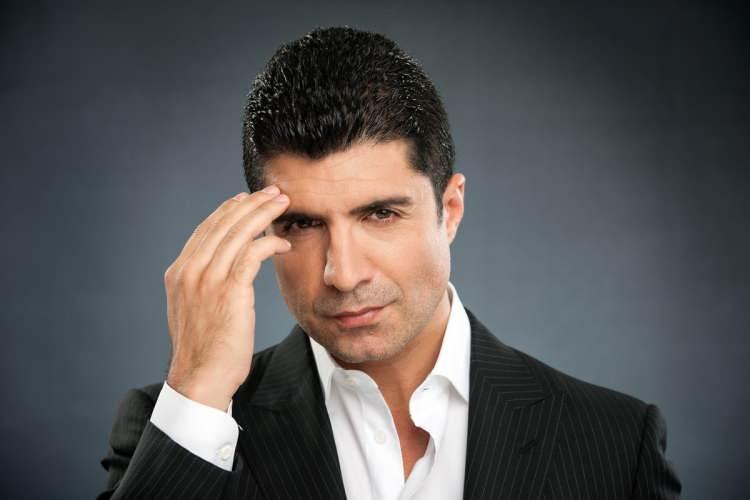 <p><strong>M&uuml;zik d&uuml;nyasının tanınan ismi ve başarılı oyuncu &Ouml;zcan Deniz, ge&ccedil;tiğimiz aylarda ailesiyle yaşadığı gerginliklerle magazin manşetlerinden d&uuml;şm&uuml;yordu.&nbsp;</strong></p>
