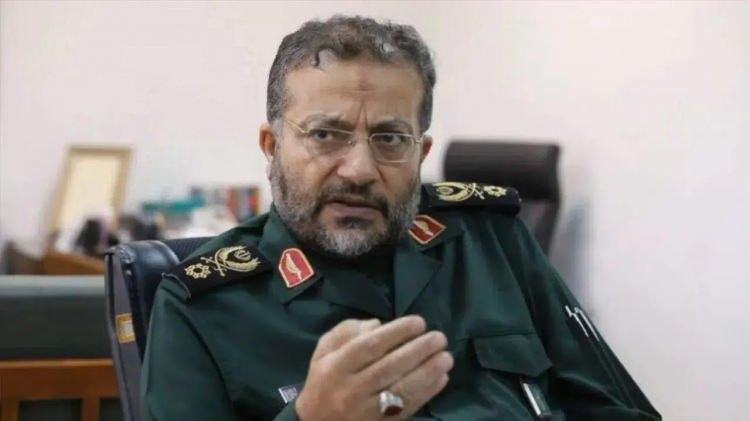 <p>Gulam Rıza S&uuml;leymani, İran'daki protestoların bastırılmasında kilit rol oynadı. Komuta ettiği yaklaşık 700 bin kişilik paramiliter g&ouml;n&uuml;ll&uuml; g&uuml;&ccedil;, Ocak ayında &uuml;lke genelindeki rejim karşıtı g&ouml;steriler sırasında binlerce protestocuya m&uuml;dahale edilmesinde etkili oldu. Bu nedenle ABD ve Avrupa Birliği tarafından yaptırımlara tabi tutuldu.</p>

<p>&nbsp;</p>

<p>&nbsp;</p>
