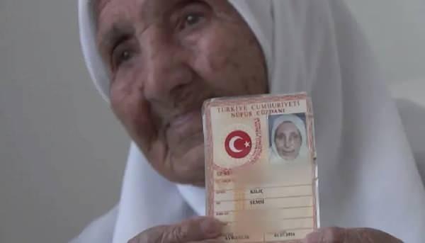 <p><strong>Takvimler 1916 yılını g&ouml;sterdiğinde Kayseri'nin Sarız il&ccedil;esinin Ayranlı Mahallesi'nde d&uuml;nyaya g&ouml;zlerini a&ccedil;an Şemsi Kılı&ccedil;, bir asrı deviren uzun ve sağlıklı &ouml;mr&uuml;yle g&ouml;renleri hayrete d&uuml;ş&uuml;r&uuml;yor.</strong></p>
