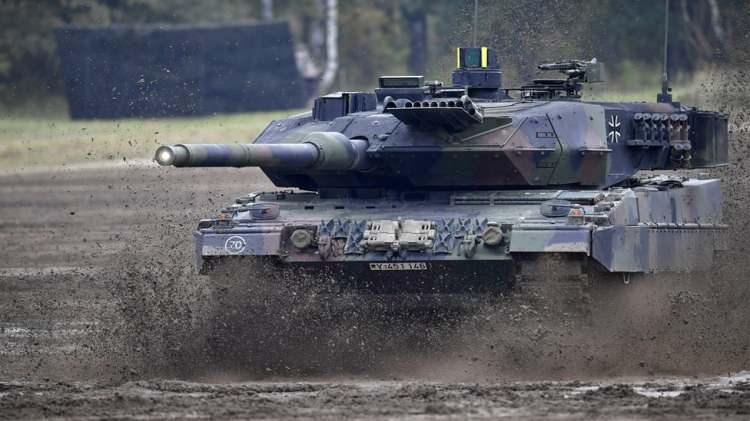 <p><strong>48 - ALMANYA ( 296 TANK )</strong></p>
