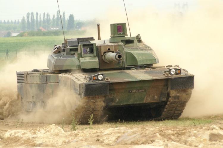 <p><strong>32 - FRANSA ( 427 TANK )</strong></p>
