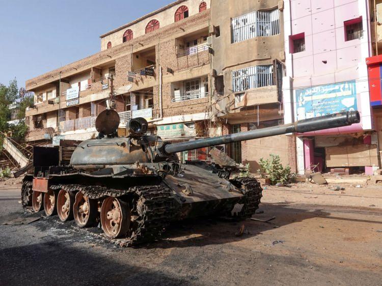 <p><strong>22 - SUDAN ( 1055 TANK )</strong></p>
