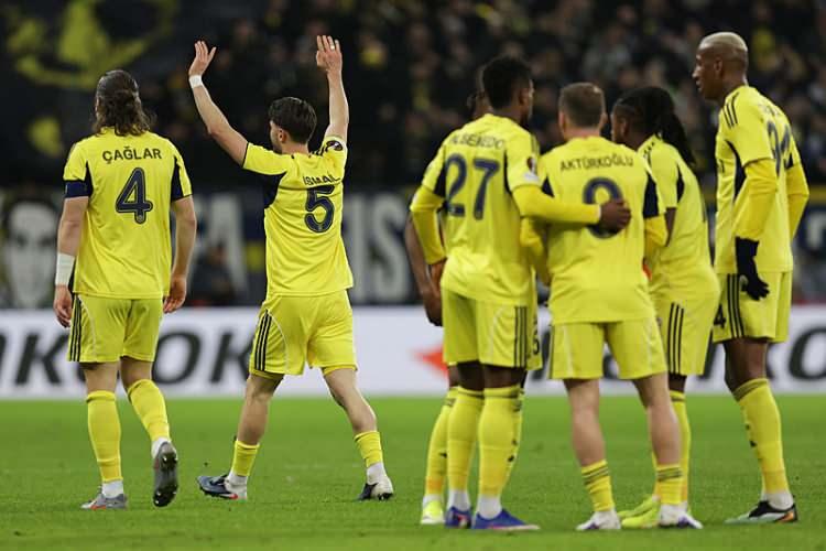 <p><strong>FENERBAH&Ccedil;E PLAY-OFF'A KADAR İLERLEDİ, 19,47 MİLYON EURO'YU KASASINA KOYDU</strong></p>
