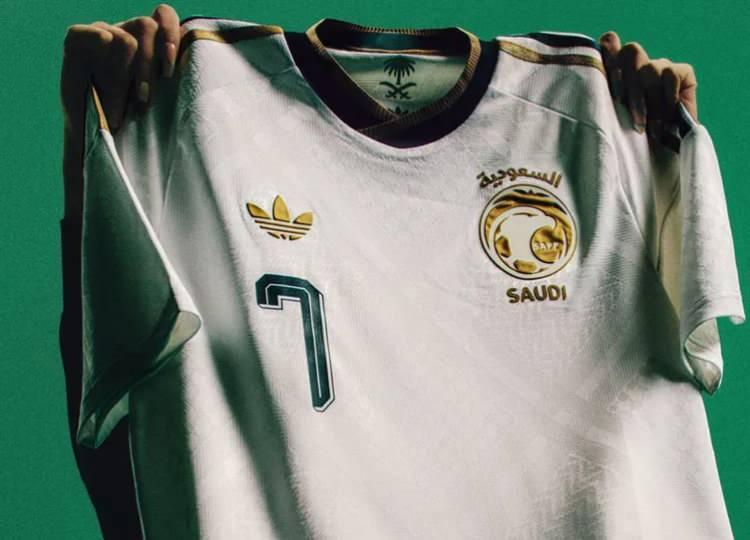 <p>Arabistan | Deplasman</p>
