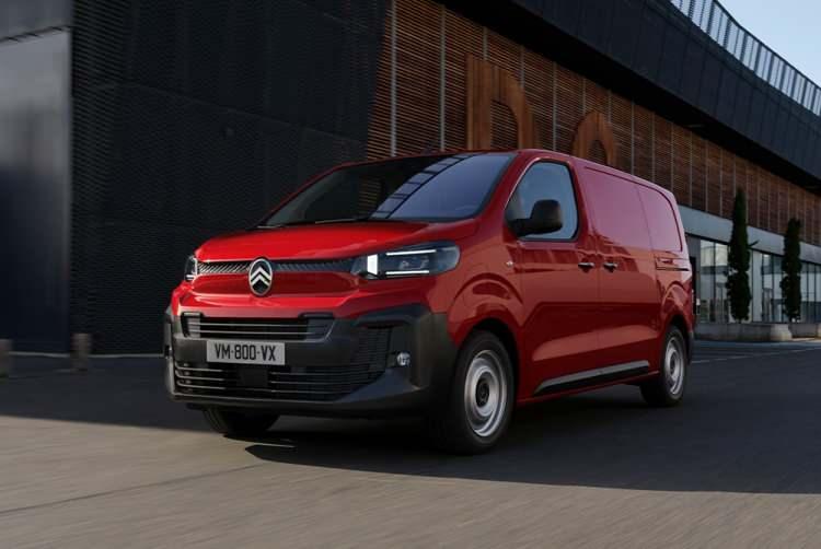 <p><span style="color:#B22222"><strong>CİTROEN JUMPY VAN</strong></span></p>

<p>750 bin TL&rsquo;ye 12 ay vadeli, 0 faizli kredi imk&acirc;nı sağlanıyor.</p>
