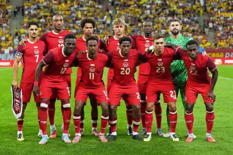 <p>KANADA - EV SAHİBİ</p>
