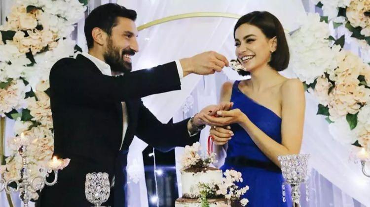 <p><strong>Ayrıca edinilen bilgilere g&ouml;re, 2024 yılında G&ouml;cek'e yerleşen &Ouml;zbayraklı &ccedil;ifti, yakın zamanda İstanbul'a taşınacakları da &ouml;ğrenildi.</strong></p>
