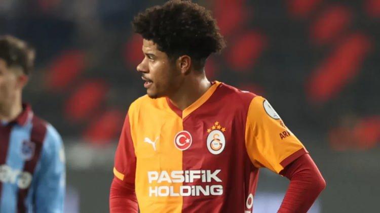 <p>Değeri 22 milyon euro olan Sara,&nbsp;Ağustos 2024'te Championship ekibi Norwich City'den 18 milyon euro karşılığında Galatasaray'a transfer olmuştu.</p>
