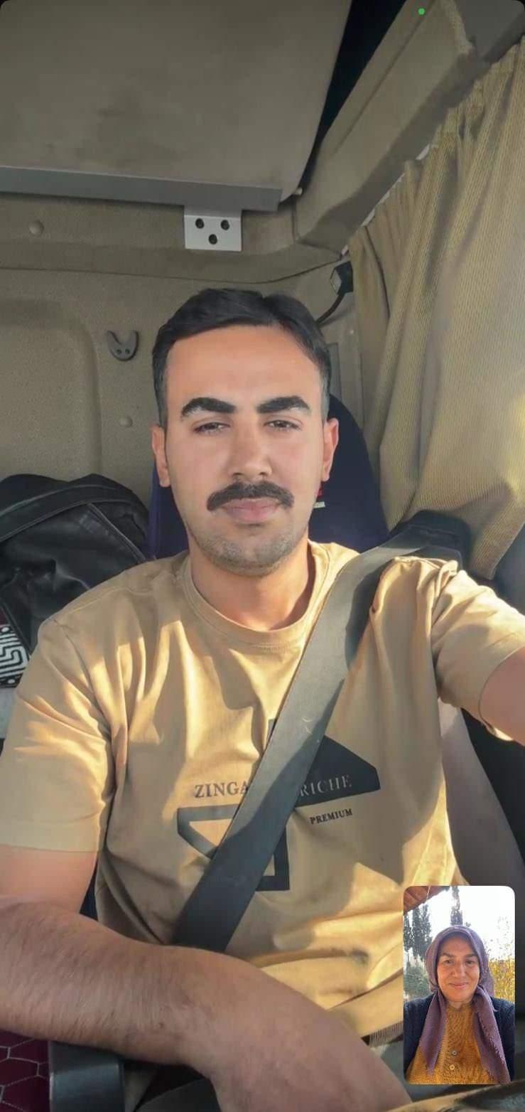 <p>Fırat'ın cenazesi diplomatik işlemlerin ardından İran'dan Hatay'ın Reyhanlı il&ccedil;esinde baba ocağına getirildi ve <strong><em>13 Mart Cuma g&uuml;n&uuml; Mezarlık Kompleksi'nde g&ouml;zyaşları i&ccedil;erisinde kılınan cenaze namazının ardından defnedildi.</em></strong></p>
