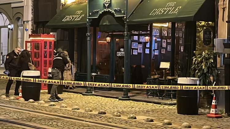 İzmit'te kanlı saldırı: 2 &ouml;l&uuml;, 3 yaralı 