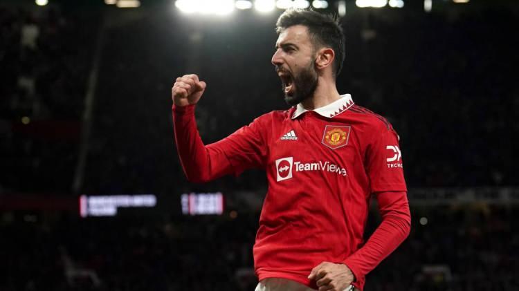 <p>Fernandes&rsquo;in ManU ile s&ouml;zleşmesi 2027 yılına kadar devam ediyor ancak Manchester United&rsquo;ın 31 yaşındaki oyuncudan bonservis geliri elde etmek adına sezon sonu gelen teklifleri değendirebileceği konuşuluyor.</p>
