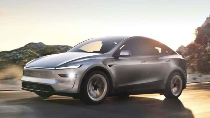 <p><strong>TESLA MODEL Y UZUN MENZİLLİ ARKADAN İTİŞLİ</strong></p>

<p>Menzil (km):&nbsp;542</p>

<p>T&uuml;ketim (kWh/100 km): 14,5</p>

<p>Pil (kWh):&nbsp;78,7</p>
