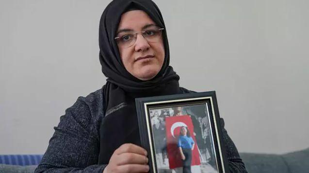 &Uuml;zerine koltuk d&uuml;şen Ebrar&rsquo;ın &ouml;l&uuml;m&uuml;ne ilişkin davada 4 sanığın cezası belli oldu