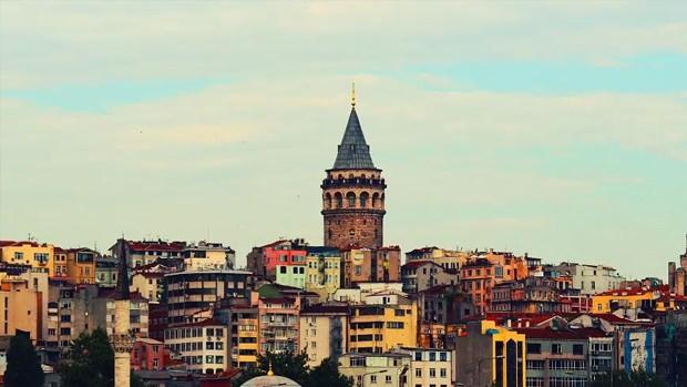 <p>Uygun fiyatlı ve merkezi konumdaki b&ouml;lgeler, yatırımcıların yeni g&ouml;zdesi haline geldi. Konut yatırımlarında en kritik unsurlardan biri olan kira getirisi oranları, 1+1 tipi dairelerin 3+1 dairelere g&ouml;re daha y&uuml;ksek kazan&ccedil; sağladığını net bi&ccedil;imde g&ouml;steriyor.&nbsp;</p>

<p>&nbsp;</p>
