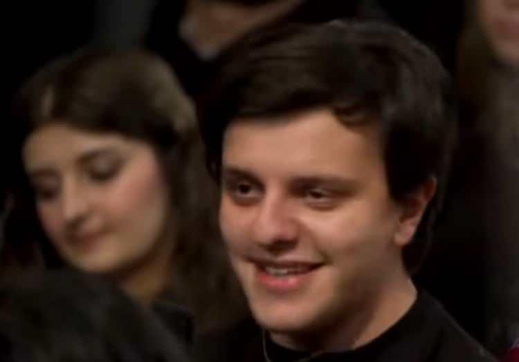 <p><span style="color:#B22222"><strong>CEZAEVİNDEN FİRAR EDİP, PROGRAMA &Ccedil;IKMIŞ</strong></span></p>
