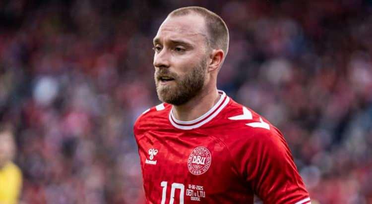 <p>Christian Eriksen (Danimarka)</p>
