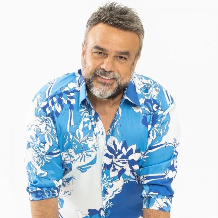 <p><strong><span style="color:#B22222">"103 KİLOYA D&Uuml;ŞT&Uuml;M"</span></strong></p>

<p><strong>Toplamda 25 kilo verdiğini belirten B&uuml;lent Serttaş, <span style="color:#800080"><em>"V&uuml;cudumdan tam 100 paket margarin gitti. Şuan 103 kiloya d&uuml;şt&uuml;m"</em></span> diyerek verdiği kilolardan duyduğu mutluluğu belirtti.</strong></p>
