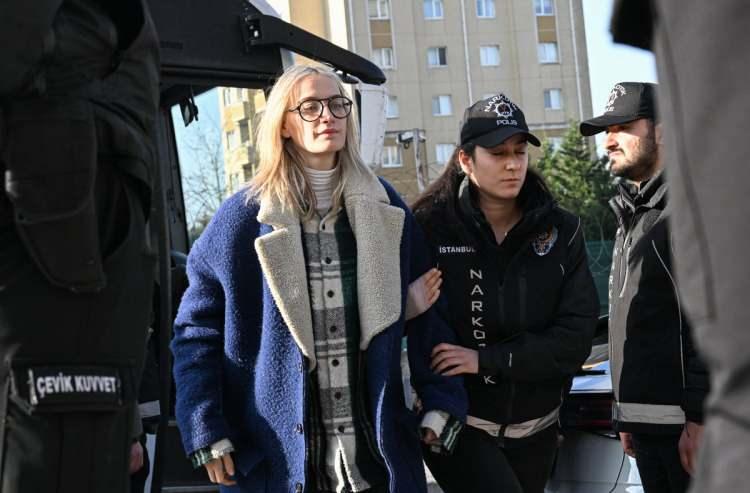 <p><strong>İstanbul Cumhuriyet Başsavcılığı tarafından y&uuml;r&uuml;t&uuml;len uyuşturucu soruşturmasında kan ve sa&ccedil; &ouml;rnekleri alınan&nbsp;aralarında Didem Soydan'ın da bulunduğu 10&nbsp;&uuml;nl&uuml; ismin test sonu&ccedil;ları &ccedil;ıktı.</strong></p>
