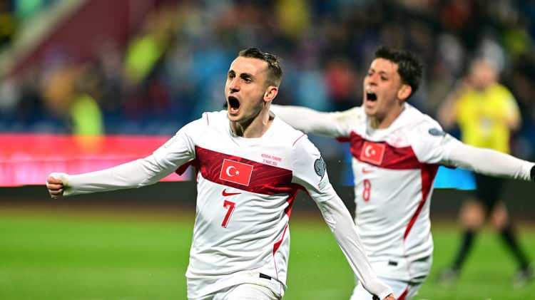 <p>D&uuml;nya Kupası'na katılım hakkı elde eden A Milli Takım, son 32 turuna kalabilmek i&ccedil;in <strong>D Grubu'nda ABD, Avustralya ve Paraguay'la </strong>m&uuml;cadele edecek.</p>
