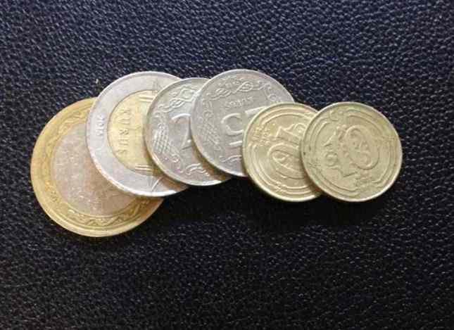 <p><strong>Uzmanlar uyarıyor</strong></p>

<p>Uzmanlar, bu paraların ger&ccedil;ek değerinin belirlenmesi i&ccedil;in yetkili koleksiyoncular ya da m&uuml;zayede evleriyle iletişime ge&ccedil;ilmesini tavsiye ediyor.</p>
