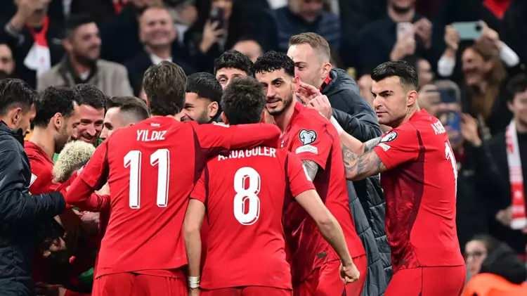 <p><strong>D&Uuml;NYA KUPASI'NA KATILIRSAK 10.5 MİLYON DOLAR AYAKBASTI PARASI ALACAĞIZ</strong></p>
