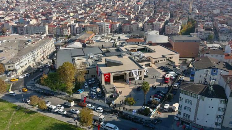 <p>G&uuml;ng&ouml;ren &rarr; Ortalama Satılık 1+1 Fiyatı: 3.417.084 TL | Yıllık Kira Getirisi: %10,38</p>

<p>&nbsp;</p>
