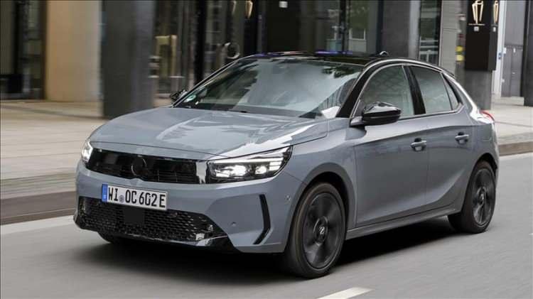 <p>1. Opel Corsa</p>

<p>&nbsp;</p>
