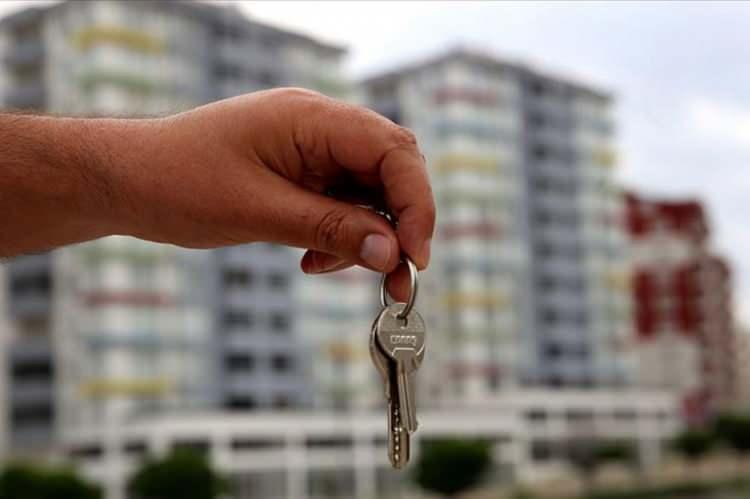 <p><span style="color:#B22222"><strong>SON 6 AYLIK KİRA ARTIŞ ORANLARI ŞU ŞEKİLDE:</strong></span></p>

<p>&nbsp;</p>

<p><span style="color:#B22222"><strong>Eyl&uuml;l 2025: </strong></span>Y&uuml;zde 39,62</p>

<p><span style="color:#B22222"><strong>Ekim 2025: </strong></span>Y&uuml;zde 38,36</p>

<p><span style="color:#B22222"><strong>Kasım 2025:</strong></span> Y&uuml;zde 37,15</p>

<p><span style="color:#B22222"><strong>Aralık 2025: </strong></span>Y&uuml;zde 35,91</p>

<p><span style="color:#B22222"><strong>Ocak 2026: </strong></span>Y&uuml;zde 34,88</p>

<p><span style="color:#B22222"><strong>Şubat 2026:</strong></span> Y&uuml;zde 33,98</p>

<p><span style="color:#B22222"><strong>Mart 2026: </strong></span>Y&uuml;zde 33,39</p>
