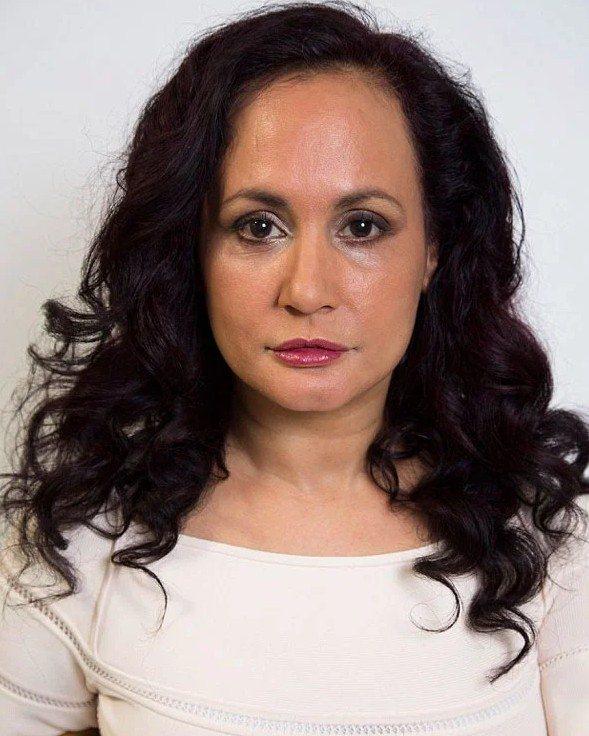 <p><span style="color:#B22222"><strong>BU KADARI DA OLMAZ DEDİRTTİ</strong></span></p>

<p>İngiltere&rsquo;de yaşayan Christian, bu alışkanlığını kırışıklık oluşumunu engellemek amacıyla benimsediğini s&ouml;yl&uuml;yor.</p>
