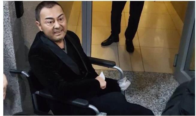 <p>A&ccedil;ıklamalarının sonunda ise hayranlarını &uuml;zen s&ouml;zler sarf eden Orta&ccedil;, <strong>"Yakında aranızdan ayrılacağım. Tek isteğim, şarkılarımın yaşamaya devam etmesi" diyerek duygusal bir mesaj paylaştı.&nbsp;</strong></p>

<p>&nbsp;</p>
