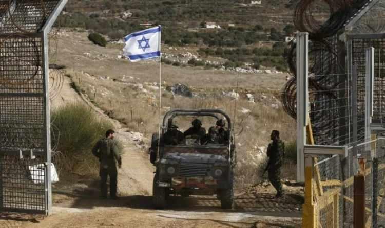 <p><span style="color:#B22222"><strong>İSRAİL</strong></span></p> <p>İsrail ordusu, İran'a karşı ateşkes ilan edildiğini, Lübnan'a ise saldırıların süreceğini duyurdu.</p> <p>İsrail Savunma Kuvvetlerinden (IDF) yapılan açıklamada ""Siyasi kademeden gelen talimatlar doğrultusunda İsrail Savunma Kuvvetleri, İran'a karşı operasyonda ateşkesi ilan etti ve herhangi bir ihlale karşı savunma amaçlı karşılık vermeye son derece hazır durumda" denildi.</p> <p><span style="color:#B22222"><strong>LÜBNAN'A SALDIRMAYA DEVAM</strong></span></p> <p>Açıklamada ayrıca Lübnan'a saldırıların süreceği mesajı verildi. İsrail ordusunun Hizbullah'a karşı kara operasyonlarına devam ettiği ifade edildi.</p>