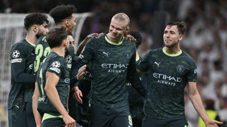 <p>2- Manchester City 1.31 milyar Euro</p>

