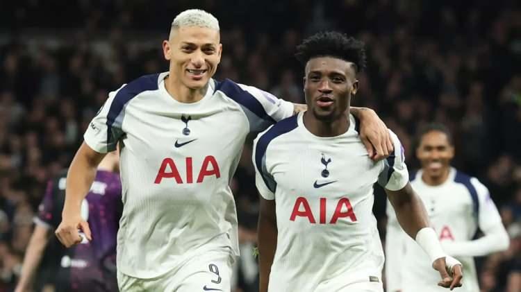 <p>9- Tottenham Hotspur 802 milyon Euro</p>
