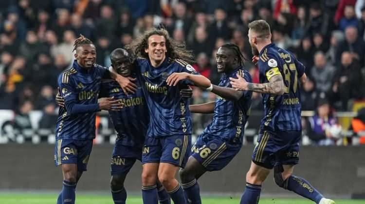 <p><strong>53- FENERBAH&Ccedil;E 247 MİLYON EURO</strong></p>
