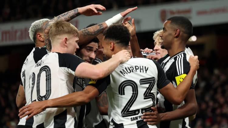 <p>15- Newcastle United 590 milyon euro</p>
