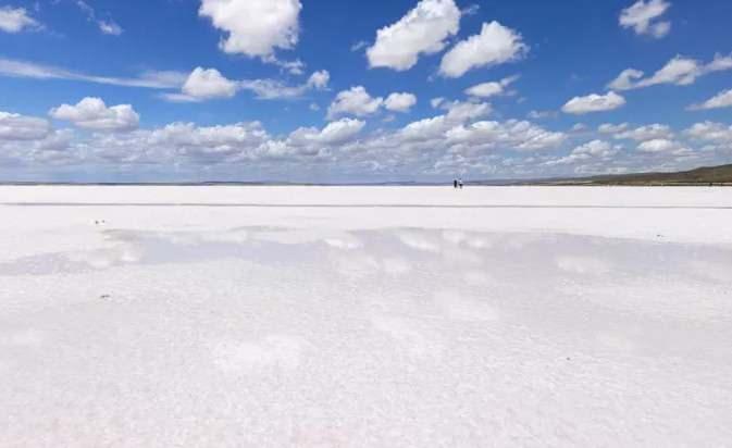 <p>Markanın adı ise yıllar &ouml;nce &ccedil;&ouml;lde karşılaştığı bir hayvandan geliyor. Bu hayvan, hem b&ouml;lgeyi hem de &uuml;r&uuml;n&uuml;n k&ouml;kenini simgeliyor.&nbsp;</p>
