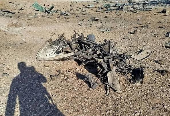 <p>İlk dikkat &ccedil;eken unsur, d&uuml;şen u&ccedil;ağın enkazının İsfahan ve Natanz n&uuml;kleer tesisi yakınlarında konumlandırılmış olması. Bu coğrafi yakınlık, operasyonun yalnızca bir pilot kurtarma g&ouml;revi olup olmadığı sorusunu g&uuml;ndeme getiriyor. Zira kullanılan platformlar da bu ş&uuml;pheyi g&uuml;&ccedil;lendiriyor.</p>
