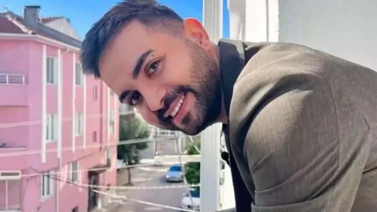 <p><strong>Sosyal medya fenomeni ve sunucu<span style="color:#800000"> Kadir Ezildi</span>, katıldığı bir YouTube programında &ouml;zel hayatına dair samimi ve &ccedil;arpıcı a&ccedil;ıklamalarda bulundu.</strong></p>
