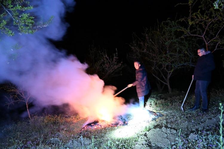 <p>&Uuml;reticilerin sabahın ilk saatlerine kadar bu işleme devam edeceği belirtildi.</p>

