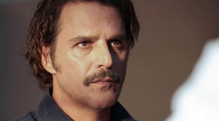 Mehmet G&uuml;nsur 20 yıllık evliliğinin sırrını paylaştı!