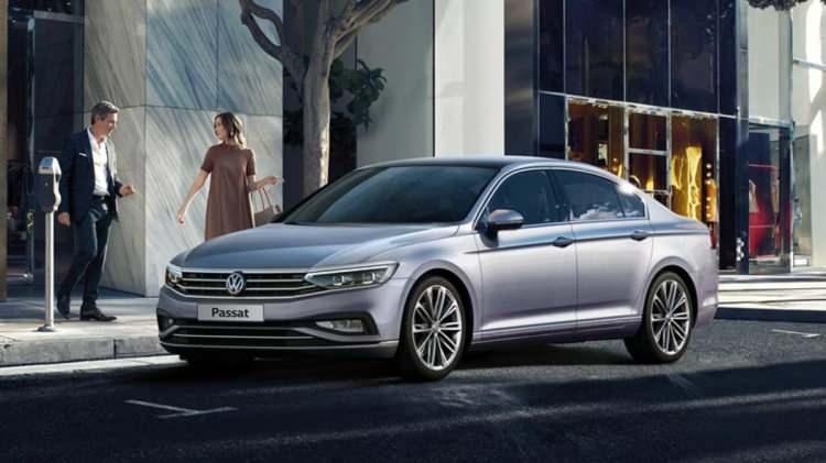 <p><strong>Volkswagen Passat Fiyat Listesi&nbsp;&nbsp;</strong></p>

<p>&nbsp;</p>

<p>Passat 1.5 eTSI 150 PS DSG Impression &rarr; 3.459.000 TL&nbsp;&nbsp;<br />
Passat 1.5 eTSI 150 PS DSG Business &rarr; 4.134.000 TL&nbsp;&nbsp;<br />
Passat 1.5 eTSI 150 PS DSG Elegance &rarr; 4.589.000 TL&nbsp;&nbsp;<br />
Passat 1.5 eTSI 150 PS DSG R-Line &rarr; 4.716.000 TL&nbsp;&nbsp;<br />
Passat 2.0 TDI SCR 193 PS 4MOTION DSG Elegance &rarr; 6.923.000 TL&nbsp;&nbsp;<br />
Passat 2.0 TSI 265 PS 4MOTION DSG R-Line &rarr; 6.963.000 TL&nbsp;&nbsp;<br />
Passat 2.0 TDI SCR 193 PS 4MOTION DSG R-Line &rarr; 7.088.000 TL</p>
