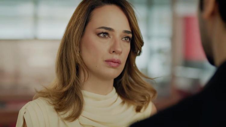 <p><span style="color:#FF0000"><strong>"İSPANYOLLAR BİZE &Ccedil;OK YAKIN"</strong></span></p>

<p><strong>İspanyollar ve T&uuml;rklerin benzer y&ouml;nlerinin &ccedil;ok fazla olduğuna da dikkat &ccedil;eken Bakan, "Yemek k&uuml;lt&uuml;r&uuml;, insanların paylaşma k&uuml;lt&uuml;r&uuml;, duyguların derinden yaşanması gibi &ccedil;ok benzer yanlarımız var. İspanyolları g&ouml;rd&uuml;ğ&uuml;mde bana, bize &ccedil;ok yakın geliyorlar" dedi.</strong></p>
