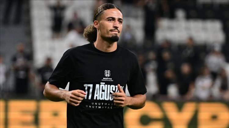 <p>* Taylan Bulut</p>
