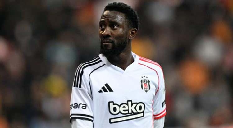<p>* Wilfred Ndidi</p>
