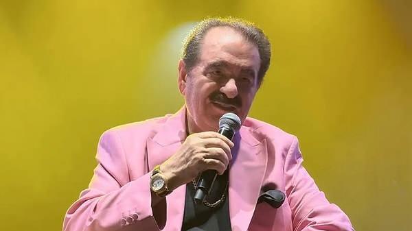 <p><span style="color:#B22222"><strong>"SABAH 9 GİBİ AMELİYATA ALDIK"</strong></span></p>

<p><strong>Ameliyatı ger&ccedil;ekleştiren Genel Cerrahi Uzmanı Prof. Dr. Bilgi Baca da, bu sabah ger&ccedil;ekleştirdikleri ameliyata y&ouml;nelik ş&ouml;yle konuştu:</strong></p>

<p><span style="color:#800080"><em><strong>"İbrahim Bey geldiği zaman &ccedil;ok şiddetli bir enfeksiyonu vardı.</strong></em></span></p>
