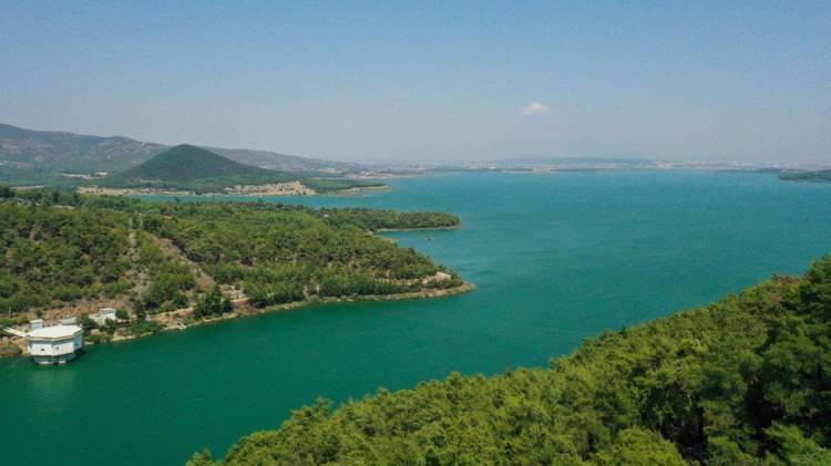 <p><strong>İZMİR BARAJ DOLULUK ORANLARI</strong></p>

<p>İZSU tarafından 7 Nisan 2026 tarihinde a&ccedil;ıklanan verilere g&ouml;re, İzmir&rsquo;deki barajların doluluk oranı y&uuml;zde 46,03 olarak &ouml;l&ccedil;&uuml;ld&uuml;. Kentteki barajlara ait g&uuml;ncel su seviyeleri kamuoyu ile paylaşıldı.</p>
