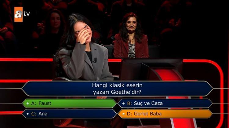 <p><span style="color:#B22222"><strong>H&Uuml;SRANA UĞRADI</strong></span></p>

<p><strong>Ancak sorunun cevabının yanlış &ccedil;ıkmasıyla yarışmacı adeta şaşkına d&ouml;nd&uuml;.</strong></p>
