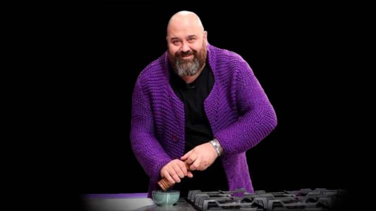 <p>Somer Sivrioğlu (Yurt dışında)</p>
