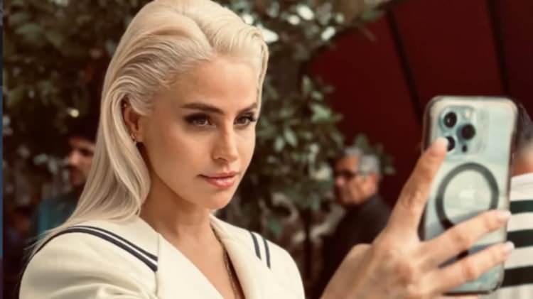 <p><span style="color:#B22222"><strong>İFADESİ ORTAYA &Ccedil;IKTI</strong></span></p>

<p><strong>B&uuml;şra Pekin'in savcılık ifadesinin ortaya &ccedil;ıktığı &ouml;ğrenildi.</strong></p>
