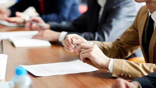 <p>İki aşamada ger&ccedil;ekleştirilmesi planlanan bu b&uuml;y&uuml;k kadro dağılımı, başvuru koşulları ve tarihleri merakla takip ediliyor.</p>
